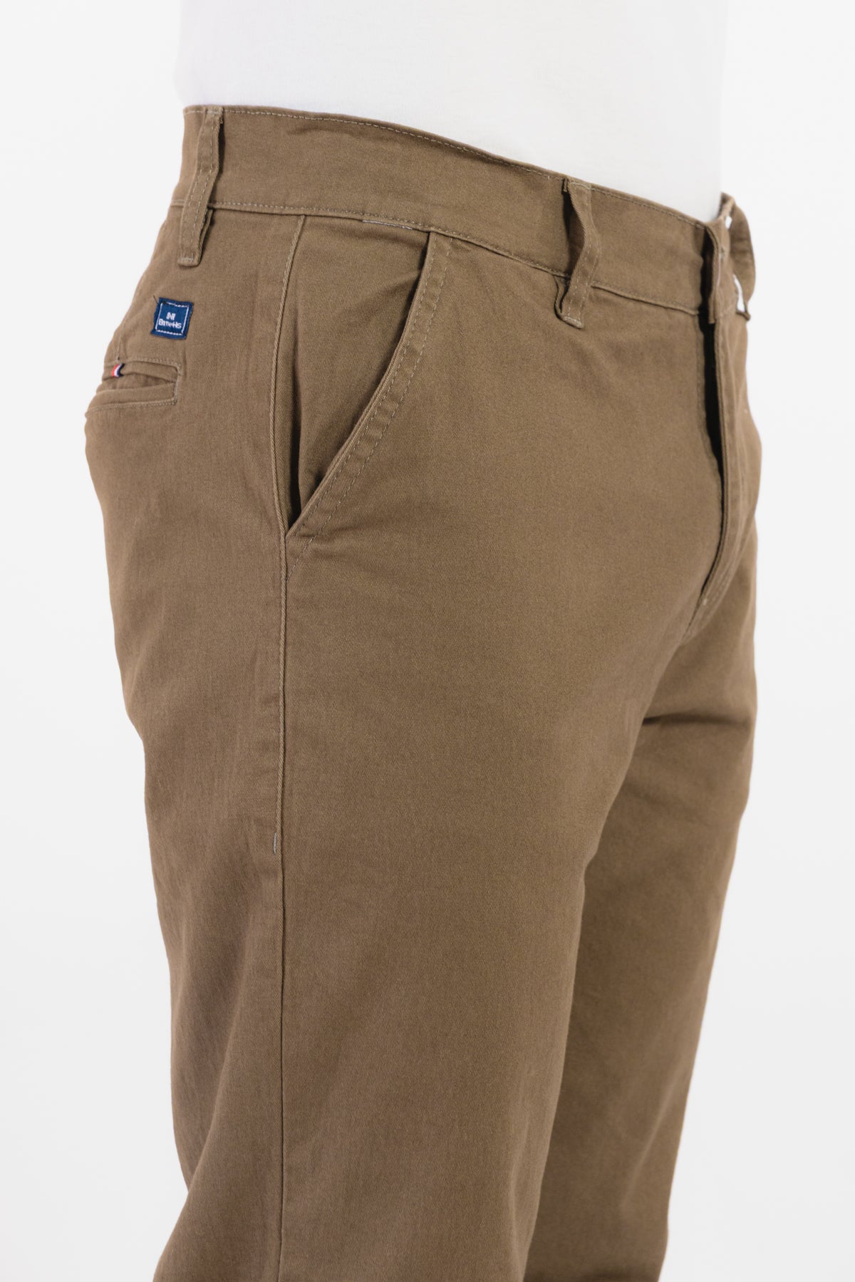 Kaki oscuro