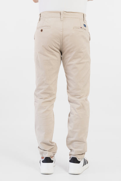 Beige claro