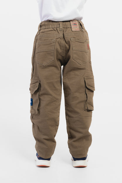 Kaki oscuro
