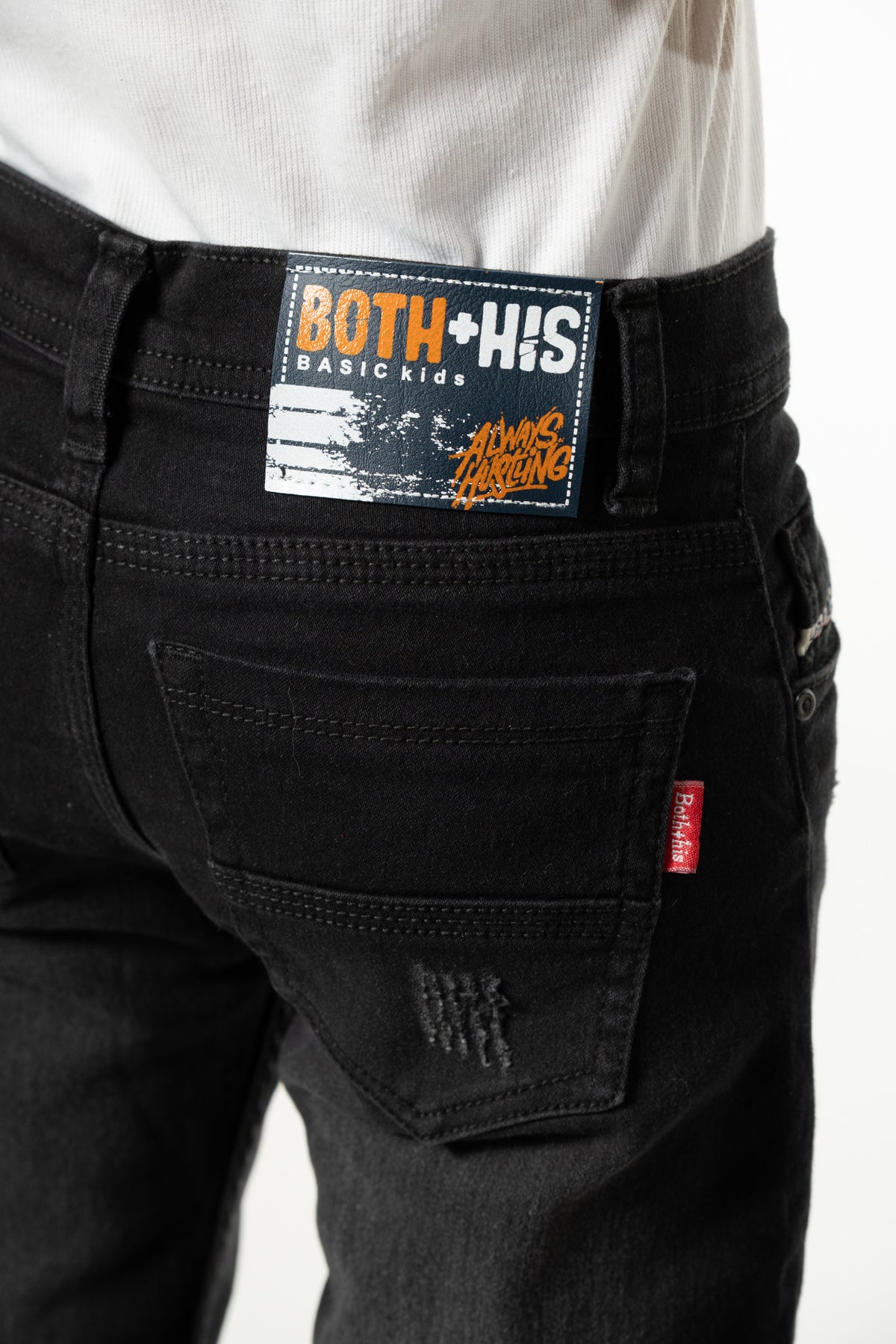 Jean slim fit en denim gris para niño