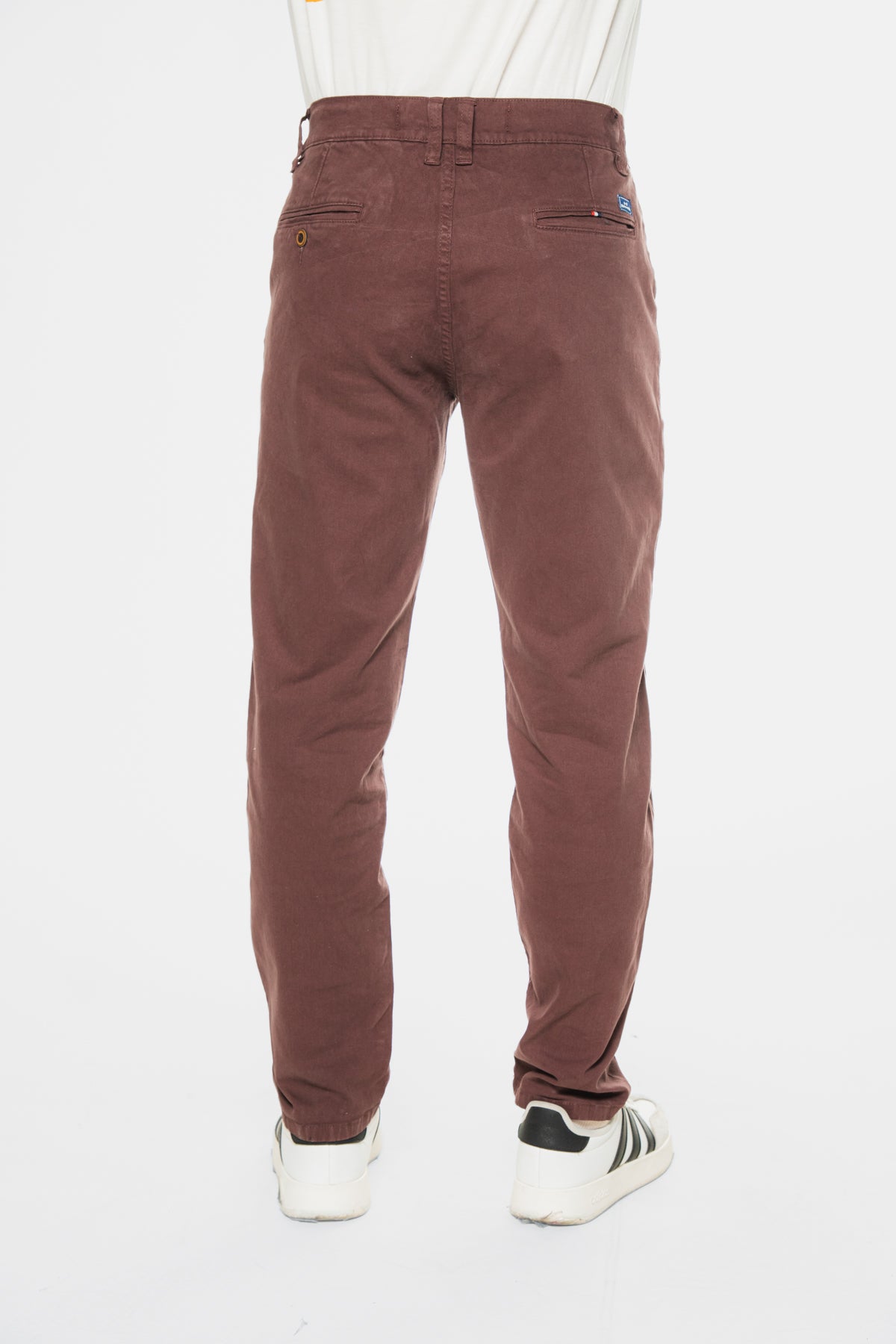 Vinotinto - Pantalón clásico dril licrado para hombre REF 001 BOTH+HIS